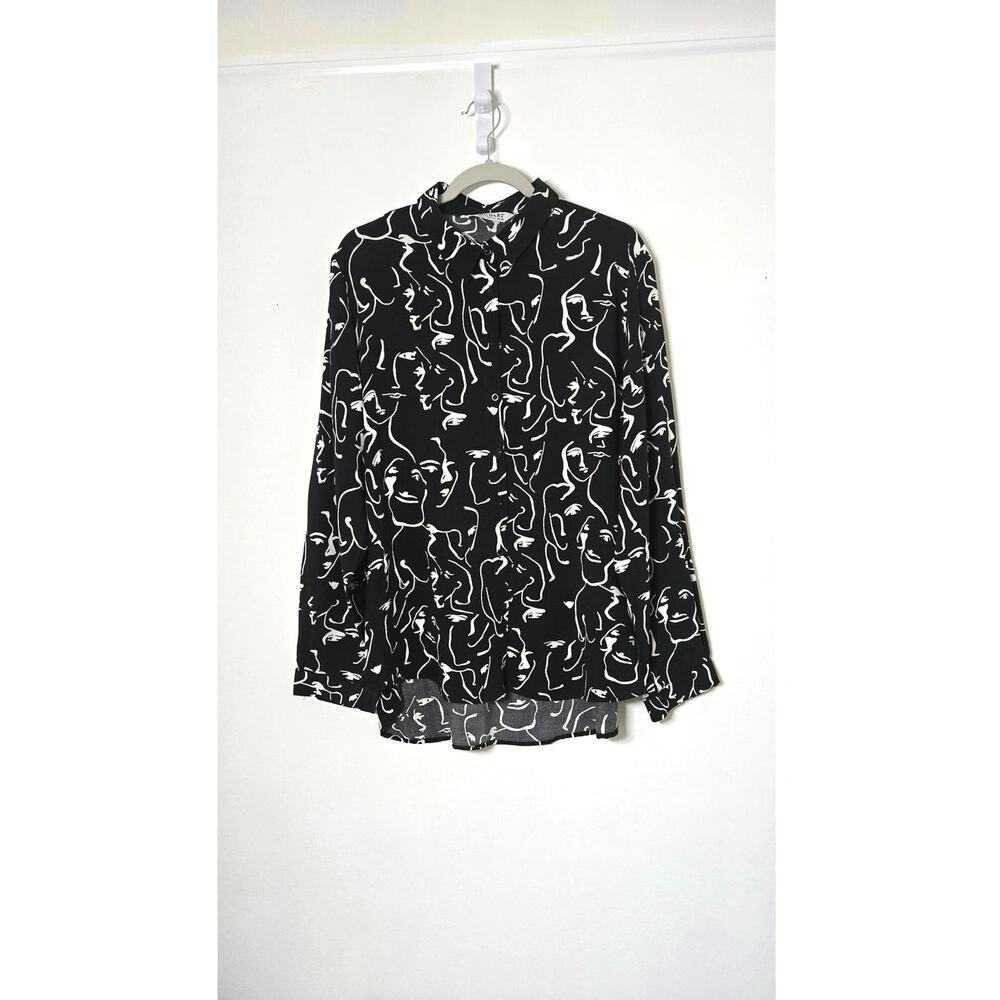 Womens Big Dart black and white faces blouse. Size 22